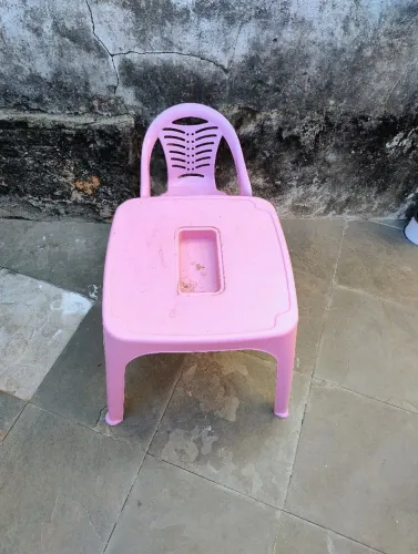 Mesinha com cadeira infantil
