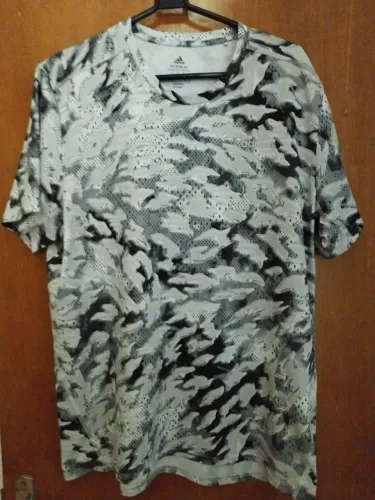 Camisa adidas