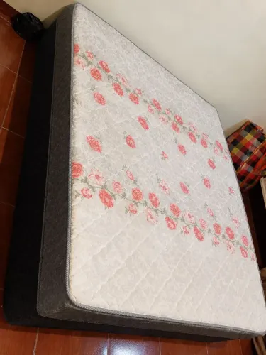 Cama box sem os pés base Desapego