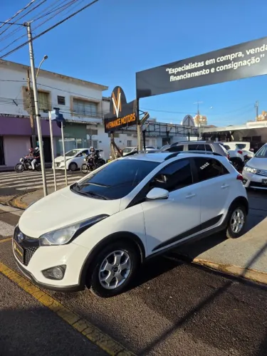 Hyundai HB20X Style 1.6 Flex 16V Aut. 2015