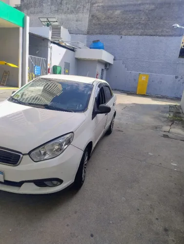 Fiat Grand Siena Attrac. 1.4 EVO F.flex 8V 2019