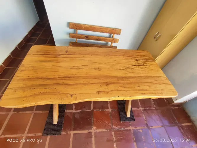 Mesa madeira