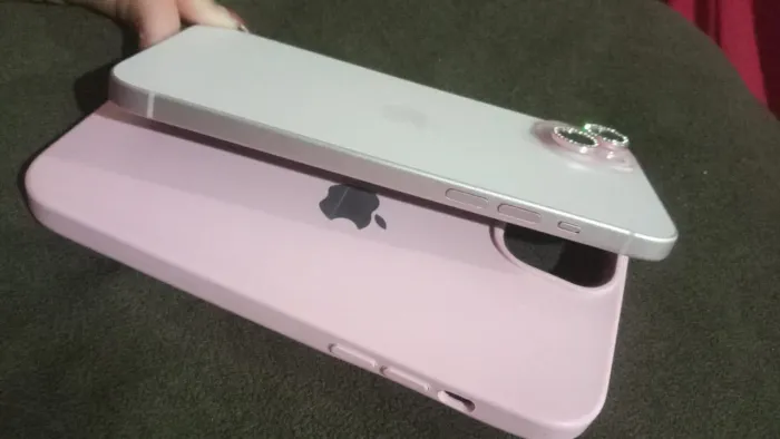 iPhone 15 Plus