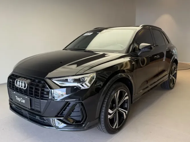 Audi Q3 Perf. Black 2.0 TFSI Tiptr. Quattro 2024