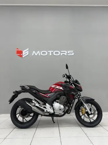 Oportunidade!!! CG TWISTER 250 vermelho. 2020/20 por apenas 19.999 só na ESMOTORS