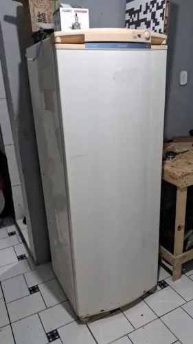 Freezer consul em boas condições