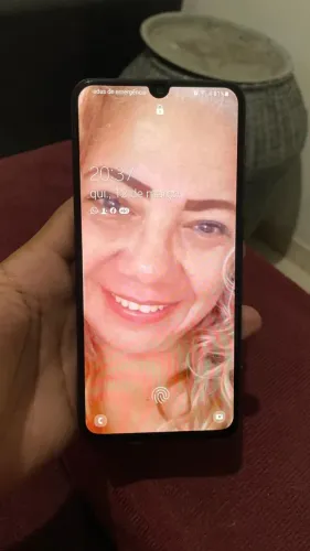 Samsung Galaxy A70 (128GB / 6GB RAM) - Funcionando Perfeitamente