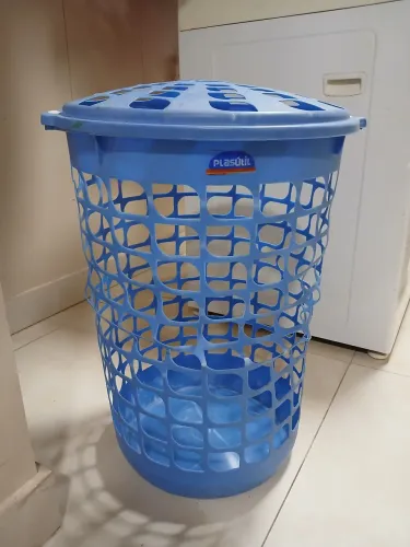 Cesto para roupa 71 litros Plasútil azul