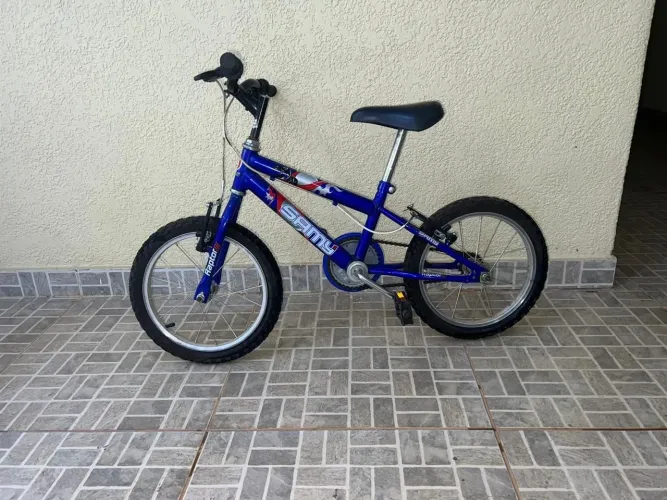 Bicicleta infantil aro 16 bem conservada!!