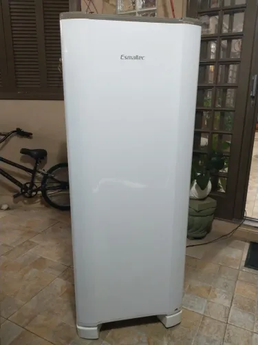 Vendo geladeira
