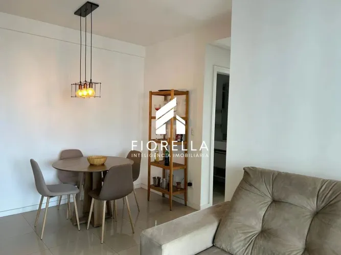 Apartamento semimobiliado de 02 Dormitórios, sendo 01 Suíte, em Campinas - São José/SC