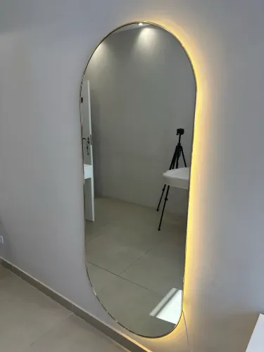 Vendo maca Pontual Estética e espelho de led
