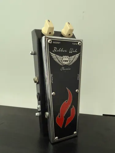 Pedal Wah Wah Fire Custom Bobber Wah