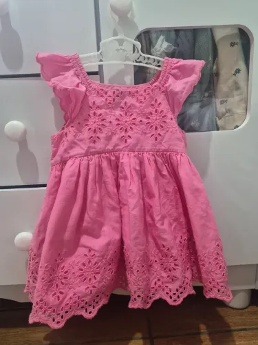 Vestido GapBaby rosa em laise, 6-12meses