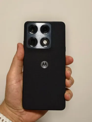Motorola Signature 12GB/512GB Preto