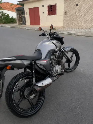 Moto Honda fan 125