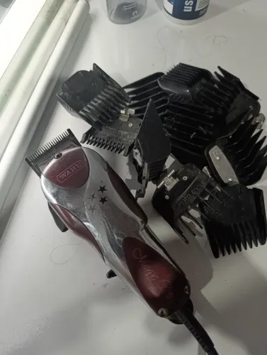Máquina de cortar cabelo Magic clip