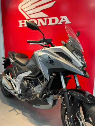 NC 750X DCT 2025