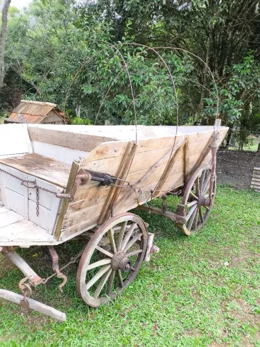 Carroça decorativa ou para uso