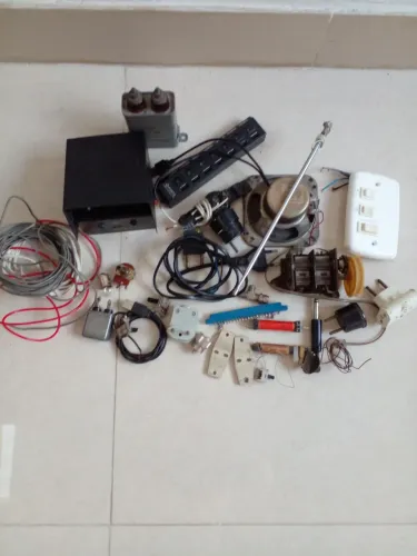 Peças de eletrônica diversos tipos
