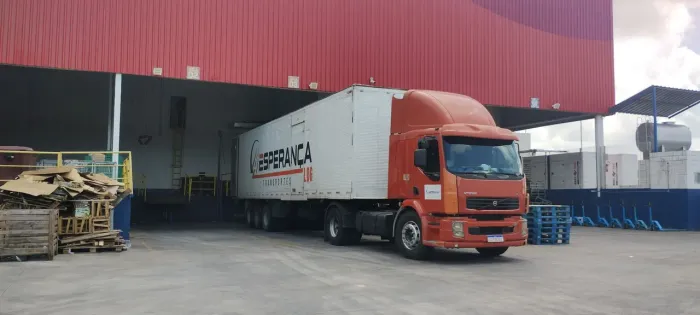 Cavalo + carreta volvo VM 310