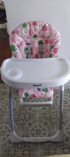 Cadeirinha de alimentação