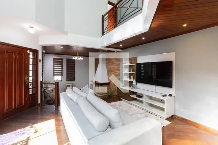 Casa à Venda - Vila Ré, 3 Quartos, 250 m2