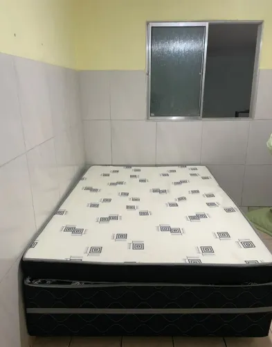 Vendo cama box de casal + colchão D-22 Ortonobre separado da base. R$500,00 Pix/espécie.