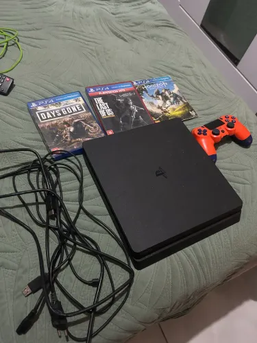 PS4 Slim Único Dono + 3 Jogos + Tudo Original - Sem Detalhes