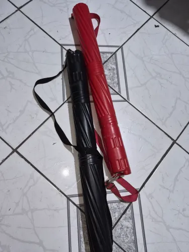 Vendo 2 tubos telescópicos Tubotec Expand Tube, de plástico, com 70 cm.