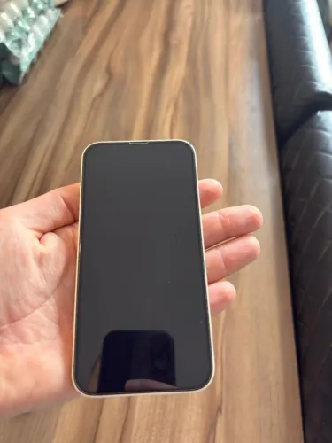 iPhone 13 128 GB 