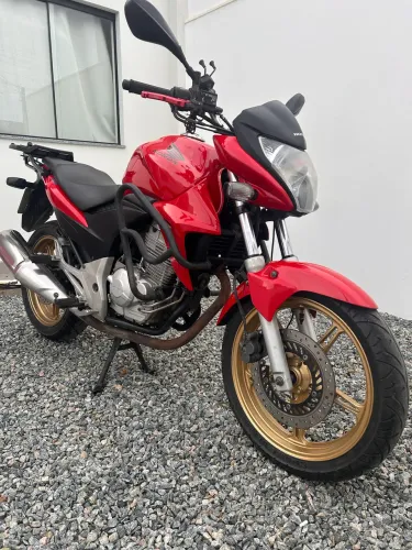 Honda cb300r 2015