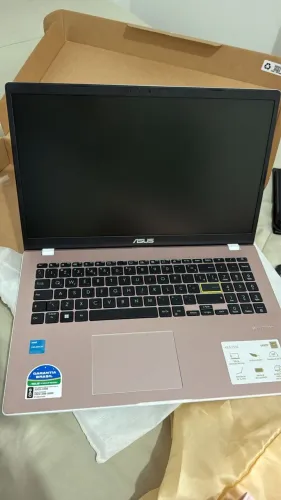 Notebook Asus 15.6" SSD Full HD