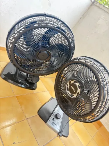 Vendo 2 VENTILADORES 