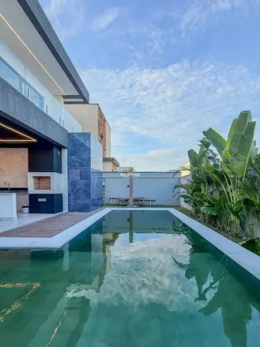 CASA LUXUOSA A VENDA NA CIDADE ALPHA