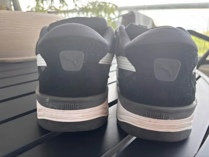 Tênis Puma Preto e Cinza