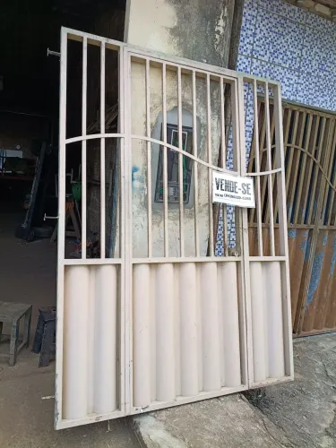 Portão de ferro na Chapa 18 , 1,50 por 2,10
