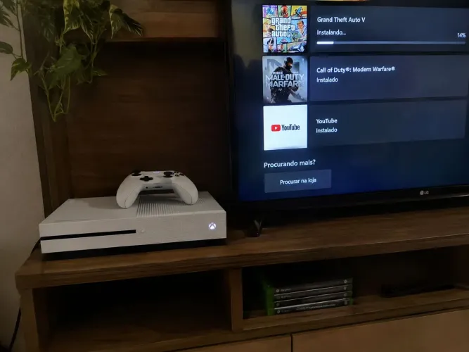 Xbox One S 512 gb controle + HD externo