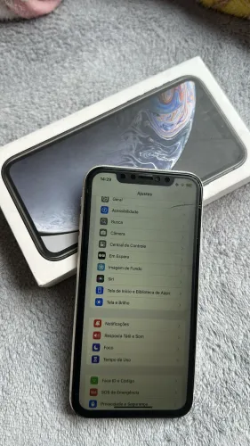 iPhone XR