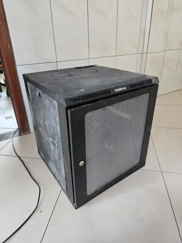 Rack intelbras 12 u, 61 cm altura, 55 cm largura, 58 cm profundidade