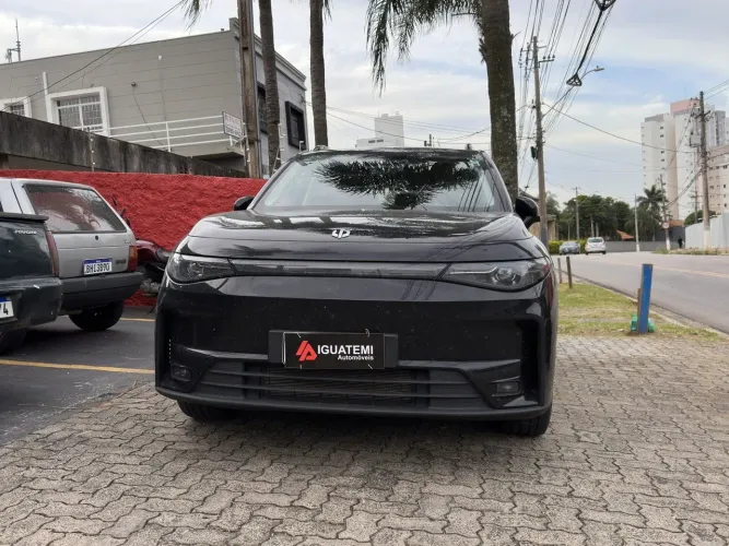 Leapmotor C10 REEV (Híbrido) 2026