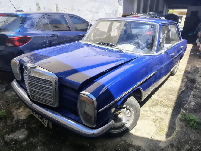 Mercedes-Benz 220-S Sedan 2.2 6V 4P Gasolina. 1971