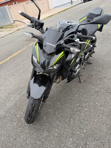 Z900