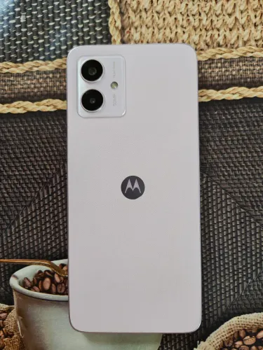 Motorola Moto G14 4/128GB Android 14 cor lilac usado ótimo