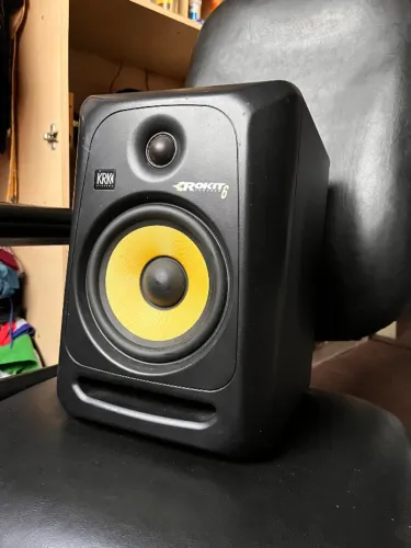 Krk Rokit Rp6 G3 - 1 Unidade - Monitor de áudio 