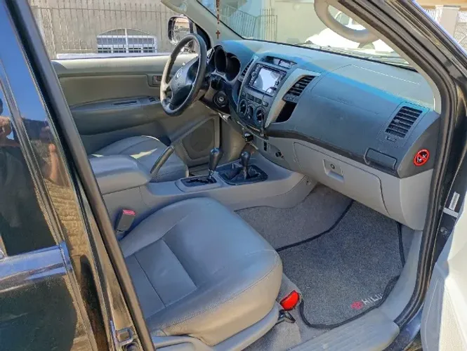 Toyota Hilux CD SRV D4-d 4X4 3.0 TDI Dies 2008
