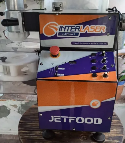 Máquina de fazer coxinha semi nova