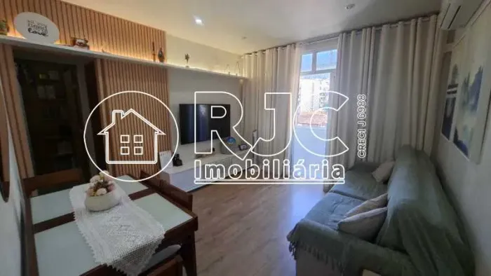 Apartamento : Padrão / Residencial / Tijuca
