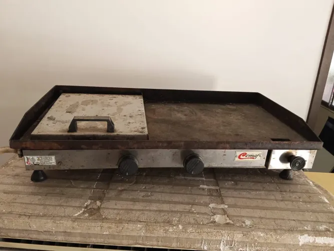 Chapa para hamburguer 75x42 à gás