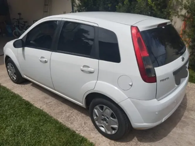 Ford Fiesta S 1.0 8V Flex 5P 2014